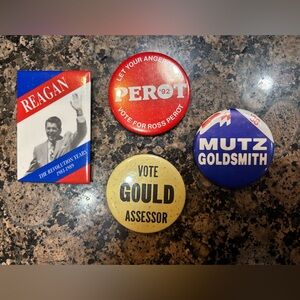 Vintage Political Campaign Buttons Set